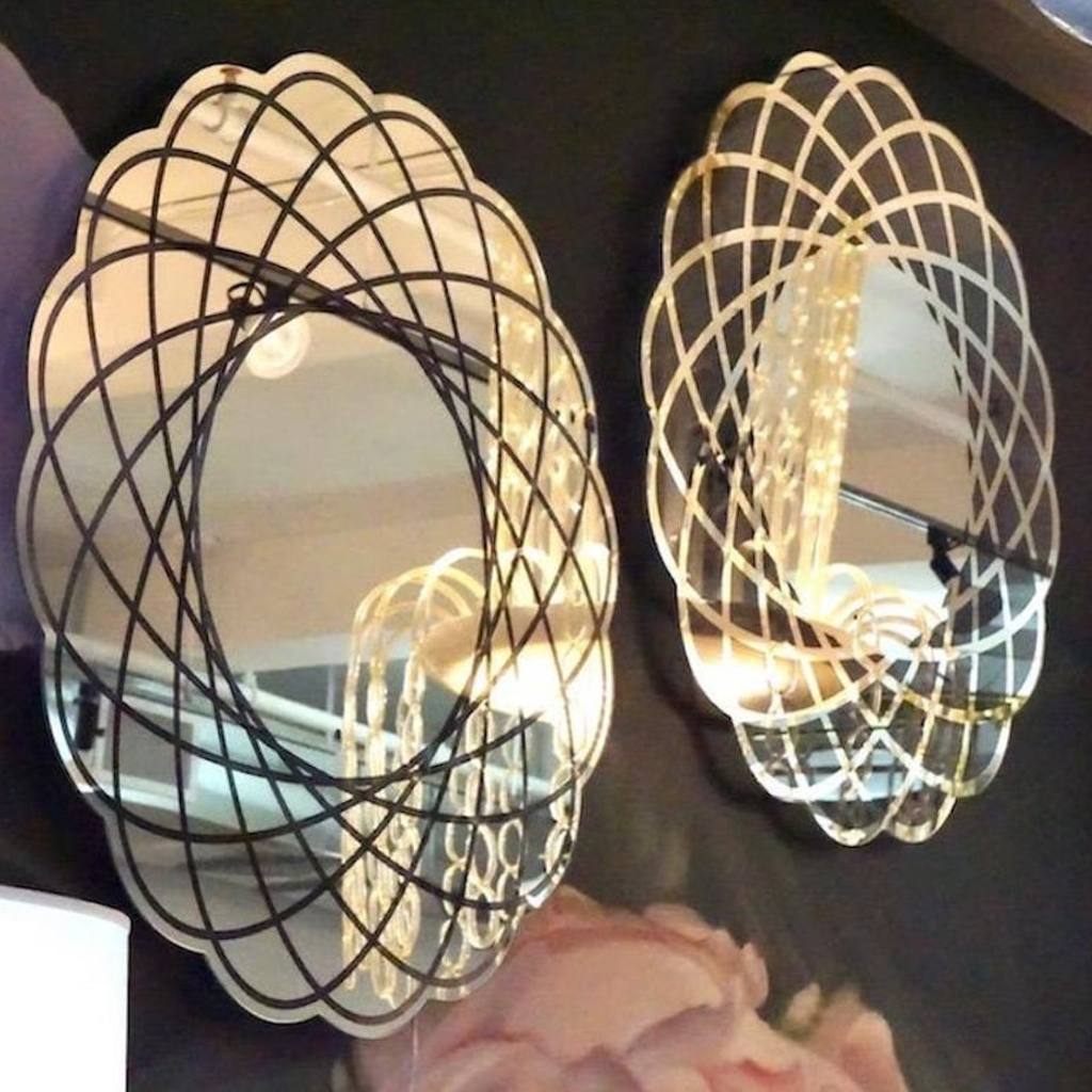 Contemporary Italian Minimalist Lace Decor Scalloped Round Mirror with Light