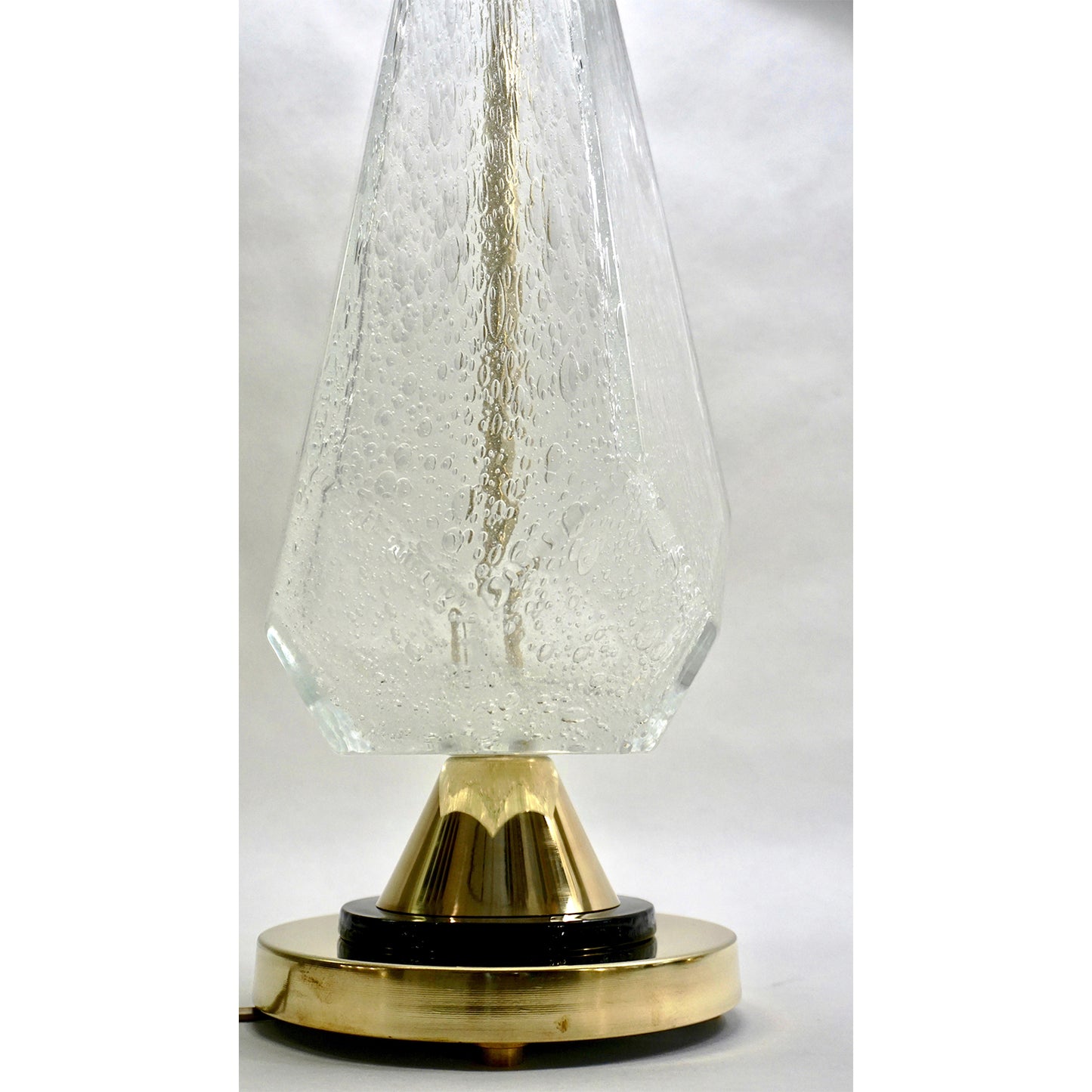 Contemporary Italian Pair of Diamond Cut Black and Crystal Murano Glass Lamps