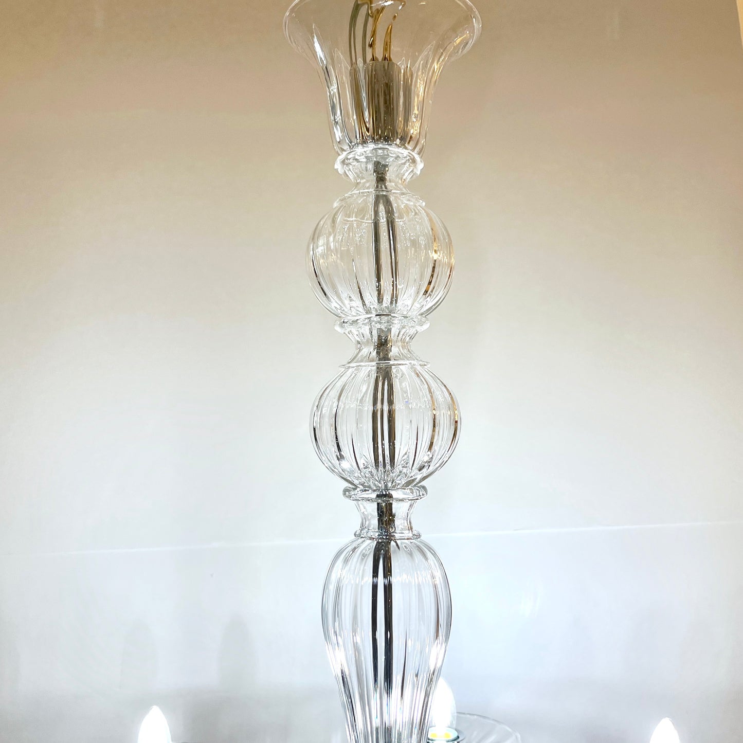 Contemporary Minimalist Italian 8-Arm Crystal Murano Glass Modern Chandelier