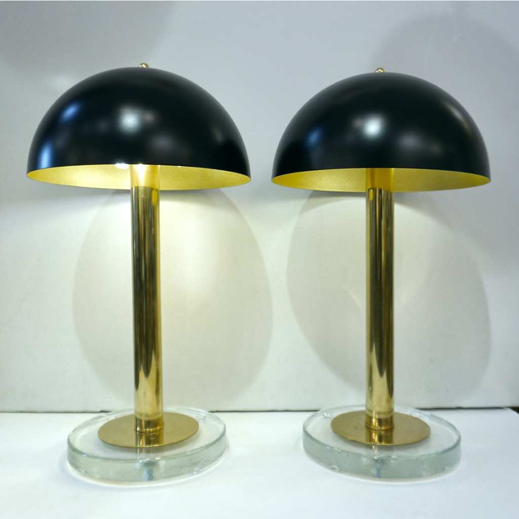 Italian Modern Pair of Art Deco Design Black and Gold Lacquer Brass Dome Lamps