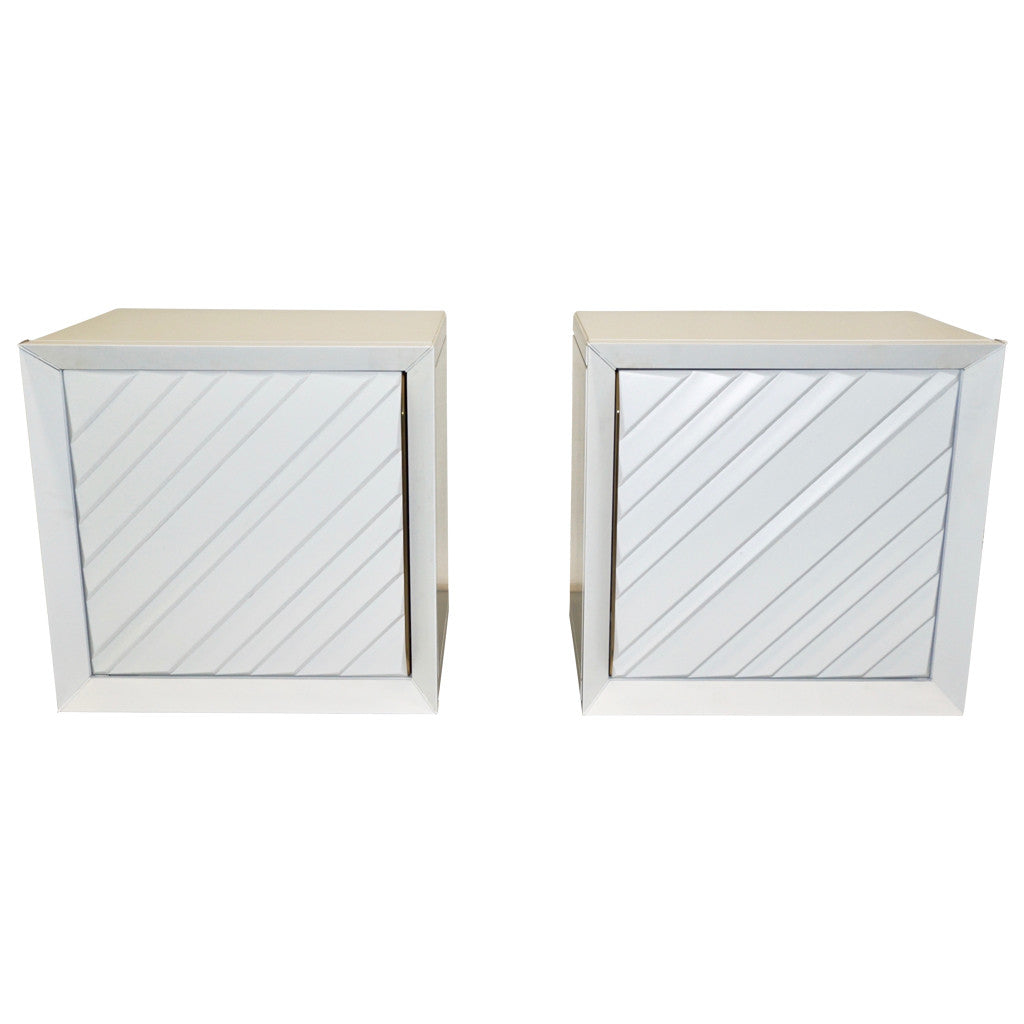 Frigerio 1970s Italian Pair of White Lacquered Wood Side Tables / Nightstands - Cosulich Interiors & Antiques