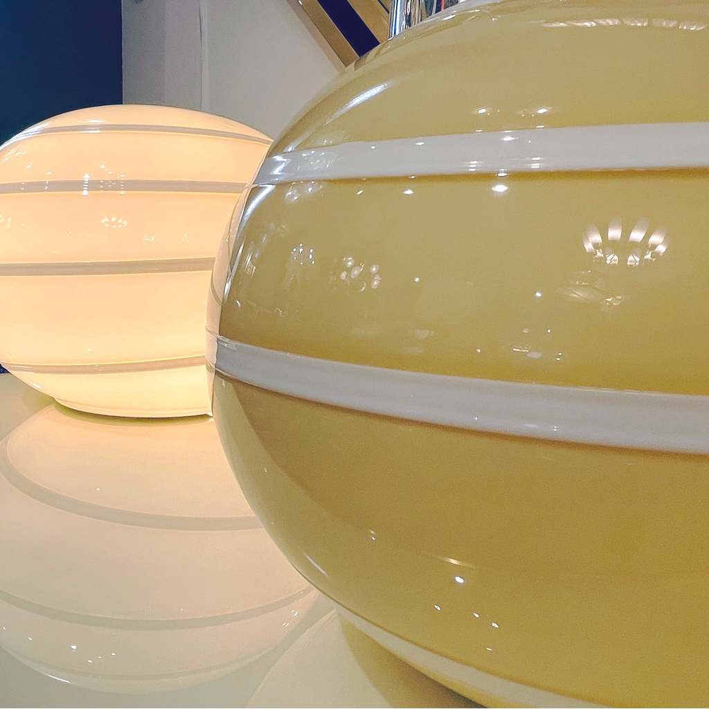 1990s Italian Mid-Century Modern Pair of White & Cream Globe Sphere Glass Lamps