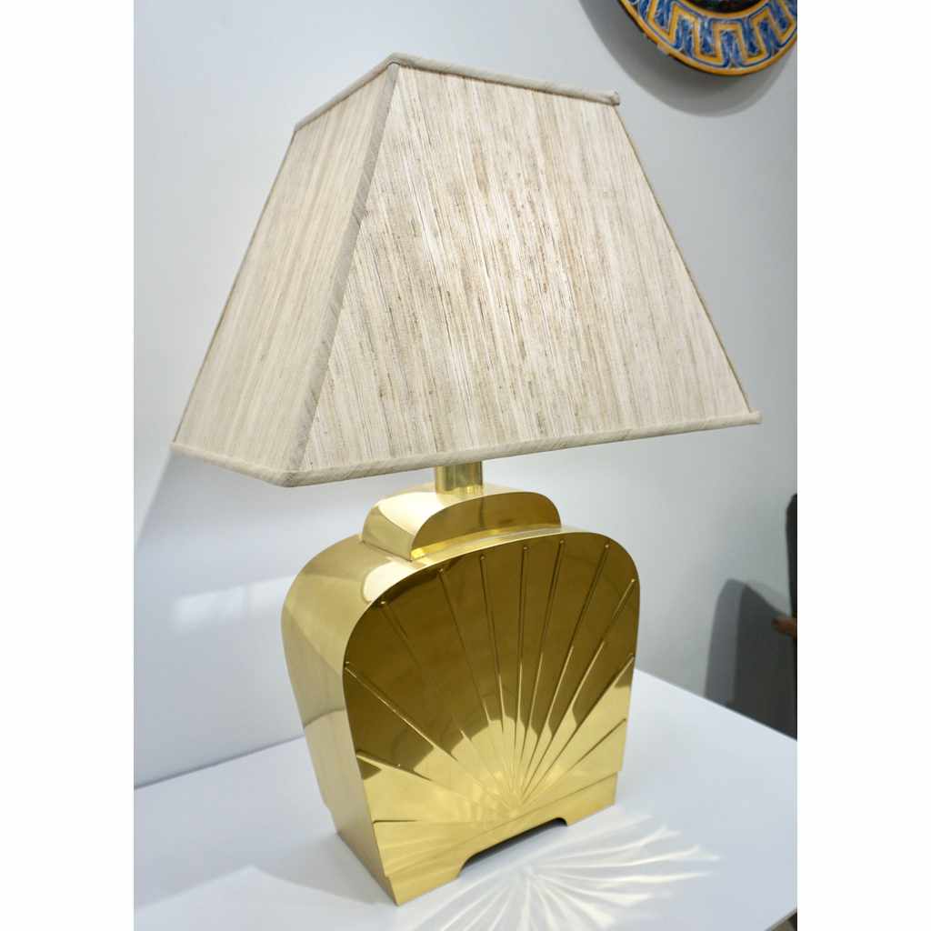 1970s Chapman Vintage Art Deco Design Pair of Hollywood Regency Gold Brass Table Lamps