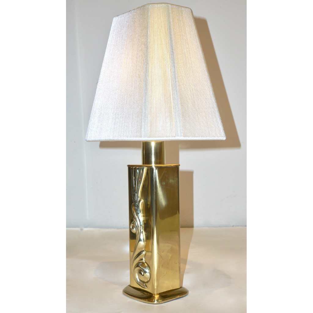 Lipparini 1960s Italian Vintage Pair of Gold Brass Lamps with White Silk Shades - Cosulich Interiors & Antiques